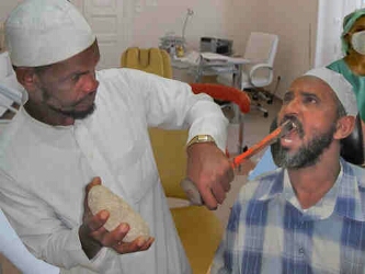 el dentista pakistani - meme